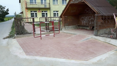 Remont chodnika przy Szkole Postawowej w Lechówku